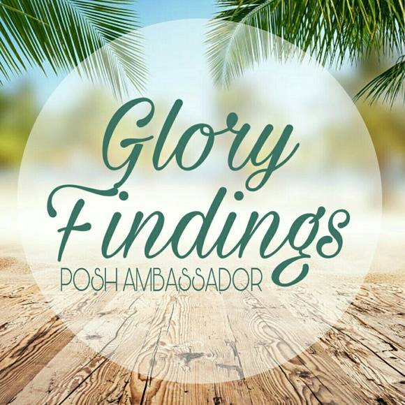 🌴Meet your Posher🌴 - Picture 3 of 6